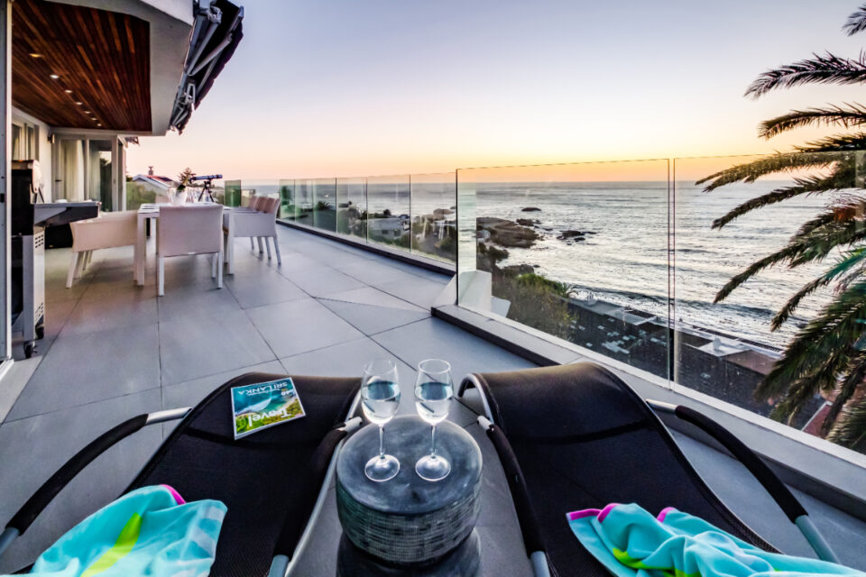 Houghton Penthouse - Lounger views