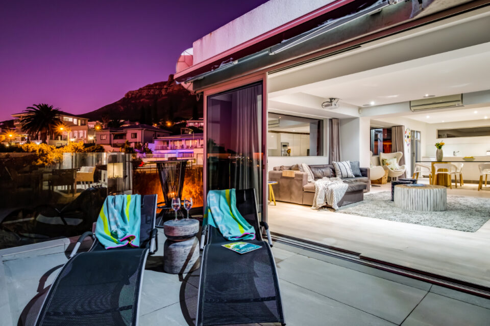 Houghton Penthouse - Loungers