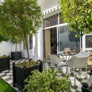 edgewater-house-8385491511