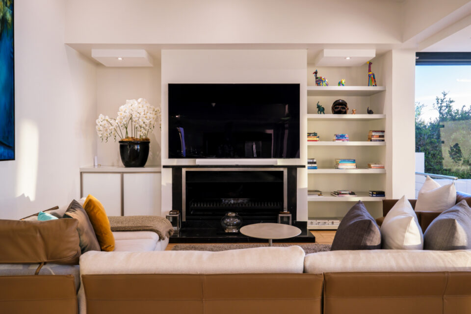 Prima Views - Living & TV area